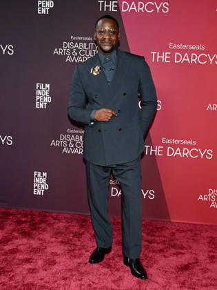 October 10, 2026, Santa Monica, California, USA: American writer and director DAVID FORTUNE attends the inaugural Easterseals Disability Arts & Culture Awards DARCYS Awards red carpet. Santa Monica USA  - ZUMAb173 20261010_aap_b173_042 Copyright: xBillyxBennightx