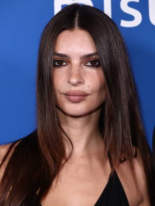 MISTR s 2nd Annual National PrEP Day Celebration Emily Ratajkowski at MISTR s 2nd Annual National PrEP Day Celebration held at The Abbey Food and Bar on October 10, 2026 in West Hollywood, Los Angeles, California, United States. West Hollywood California United States Copyright: xXavierxCollin ImagexPressxAgencyx