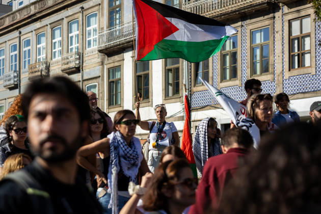 October 10, 2026, Porto, Portugal: Participants hold Palestinian flags during a global day of action for Palestine. Hundreds of demonstrators gathered in Porto for a Palestine solidarity march calling for an end to the war in Gaza and support for Palestinian rights. The march began at Praca dos Poveiros and concluded at Praca D. Joao I. Porto Portugal - ZUMAs197 20261010_aaa_s197_448 Copyright: xDiogoxBaptistax