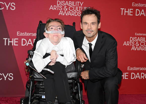 October 10, 2026, Santa Monica, California, USA: STEVE WAY and SCOOT MCNAIRY attend the inaugural Easterseals Disability Arts & Culture Awards DARCYS Awards red carpet. Santa Monica USA  - ZUMAb173 20261010_aap_b173_055 Copyright: xBillyxBennightx