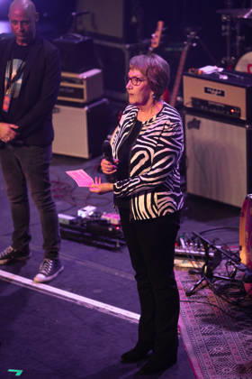 The Syd Barrett 80th Birthday Concert, The Corn Exchange, Cambridge, UK, 10 October 2026. 10 October 2026: Rosemary Breen, Pink Floyd s Syd Barrett s younger sister addresses the audience at The Syd Barrett 80th Birthday Concert at The Corn Exchange, Cambridge, UK., Credit:Stuart Hogben Avalon  Copyright: xStuartxHogbenx xAvalonx 1142190605