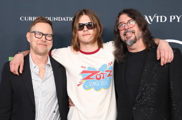 Soundstage Of Hope Gala - LA Nate Mendel, Shane Hawkins, Dave Grohl. At The Soundstage Of Hope Gala held at Chaplin Recording Studios in Los Angeles, CA. 01 October 2026 Photo Credit: ABACA PRESS-Fafou Los Angeles CA United States  Copyright: xFatixSadou ABACAPRESS.COMx