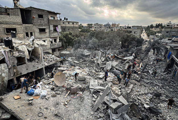 Palestinians Inspect Damage After Strike in Deir al-Balah Palestinians inspect their belongings amid the rubble of damaged residential buildings and their displacement tents after an Israeli airstrike targeted a house in Deir al-Balah, in the central Gaza Strip, on October 11, 2026. Photo by Ahmed Ibrahim apaimages Deir al-Balah Gaza Palestinian Territory 111026_Deir_al-Balah_AI_00(8) Copyright: xapaimagesxAhmedxIbrahimx xapaimagesx