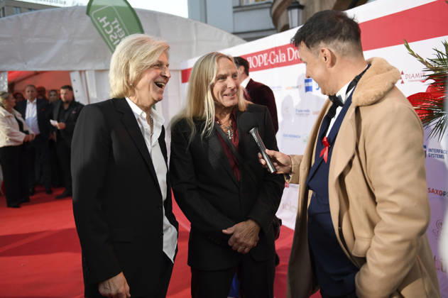 Ritchie Barton und Uwe Hassbecker bei der 18. Hope Gala 2026 im Schauspielhaus. Dresden,10.10.2026