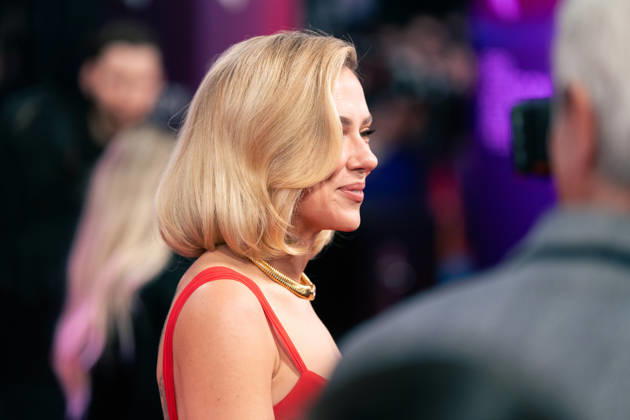 October 10, 2026, London, United Kingdom: Scarlett Johansson attends the premiere of Paper Tiger during the 70th BFI London Film Festival at the Royal Festival Hall. London United Kingdom  - ZUMAs197 20261010_aaa_s197_794 Copyright: xLounisxTiarx