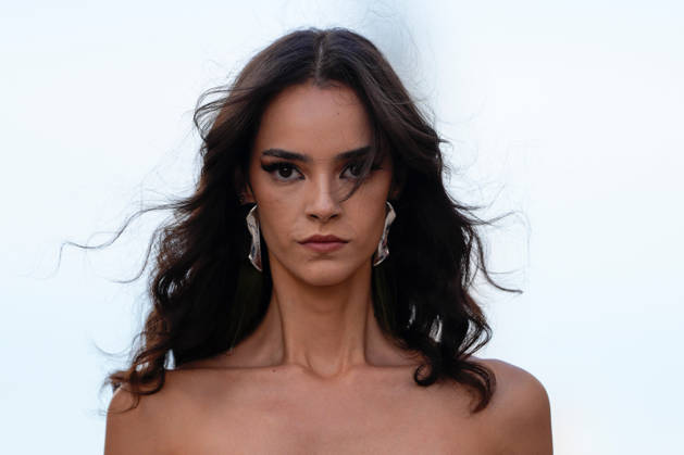 Lisbon Fashion Week in Lisboa, Portugal - 10 Oct 2026 A model walks the runway during Carlos Gil fashion show at ModaLisboa Priority, Lisbon Fashion Week in Lisboa. Lisbon Portugal Copyright: xBrunoxdexCarvalhox xSOPAxImagesx brunodecarvalho_modalisboapriority-2207