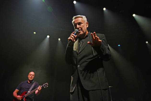 ˜Gene™ performing at Roundhouse, London LONDON, ENGLAND - OCTOBER 10: Steve Mason and Martin Rossiter of ˜Gene™ performing at Roundhouse, Chalk Farm on October 10 in London, England. CAP MAR MAR Great Britain UK Copyright: xMartinxHarris CapitalxPicturesx