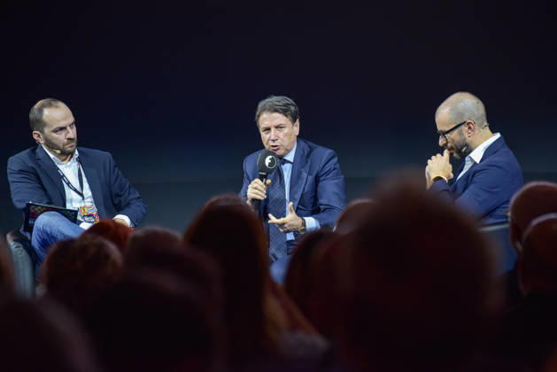 October 11, 2026, Rome, Rome, Italy: Fanpage.it Co-Director Adriano Biondi (L), Movimento 5 Stelle President Giuseppe Conte (C), and Fanpage.it Director Francesco Cancellato (R) during an interview at the panel Faccia a Faccia con i politici during the Rumore Festival 2026 at Acquario Romano in Rome on October 11, 2026. Rome Italy - ZUMAn299 20261011_zip_n299_016 Copyright: xVincenzoxNuzzolesex