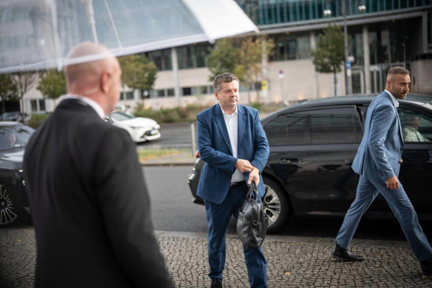 Ministerpräsident und Fraktionschef in Sachsen-Anhalt, Sven Schulze, bei seiner Ankunft am Konrad-Adenauer-Haus;Präsidiumsklausurtagung der CDU Deutschlands in Berlin, Oktober 2026, Berlin Berlin Deutschland Konrad-Adenauer-Haus