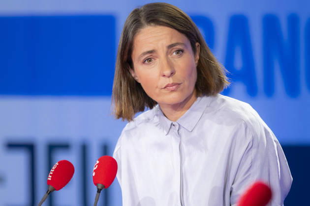 CGT General Secretary Sophie Binet Franc Jeu - Paris CGT General Secretary Sophie Binet during an interview at Franc Jeu on France 2 channel in Paris, France on October 11, 2026.Photo by Eliot Blondet ABACAPRESS.COM Paris France France  Copyright: xBlondetxEliot ABACAx