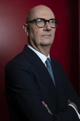 French Economy Minister Roland Lescure Franc Jeu - Paris French Economy Minister Roland Lescure during an interview at Franc Jeu on France 2 channel in Paris, France on October 11, 2026.Photo by Eliot Blondet ABACAPRESS.COM Paris France France  Copyright: xBlondetxEliot ABACAx
