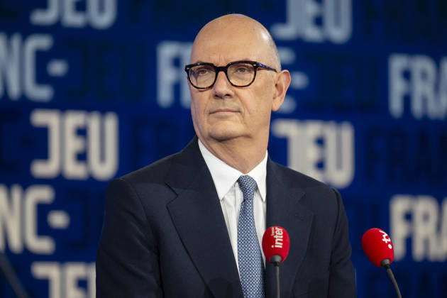 French Economy Minister Roland Lescure Franc Jeu - Paris French Economy Minister Roland Lescure during an interview at Franc Jeu on France 2 channel in Paris, France on October 11, 2026.Photo by Eliot Blondet ABACAPRESS.COM Paris France France  Copyright: xBlondetxEliot ABACAx