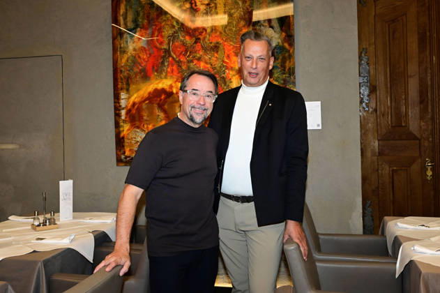 Jan Josef Liefers und Jens Christian Wittig bei der Vernissage Goldener Reigen von Jens Christian Wittig im Kastenmeiers im Taschenbergpalais. Dresden, 11.10.2026