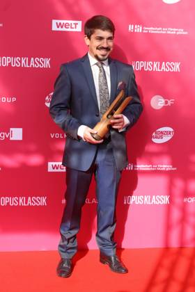 First Steps Award 2026 Florian Aschenbrenner Opus Klassik 2026, Konzerthaus Berlin, Berlin, Datum: 11.10.2026 Copyright: xEventpress Kratschx