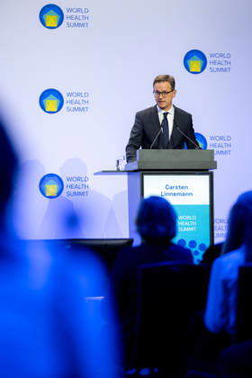 World Health Summit 2026 Weltgesundheitsgipfel. Deutschland, Berlin am 11. Oktober 2026: Gesundheitsminister Dr. Carsten Linnemann (CDU) hält eine Keynote-Rede auf dem World Health Summit.