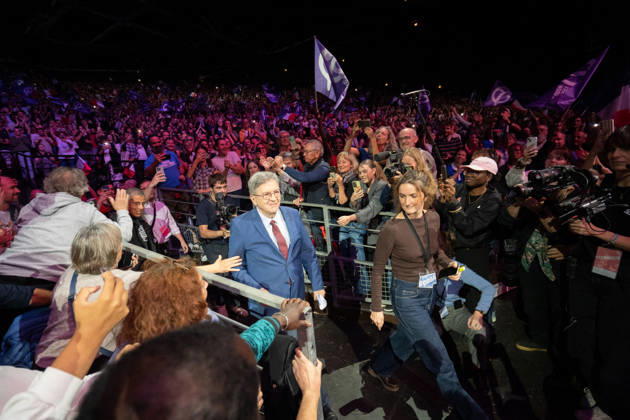 Jean-Luc Melenchon s Presidential Campaign Rally - Cournon-d’Auvergne La France Insoumise (LFI) candidate in 2027 presidential election in France Jean-Luc Melenchon during a campaign rally in Cournon-d Auvergne in the Puy-de-Dome department on October 11, 2026. Photo by Fanny Reynaud ABACAPRESS.COM Clermont-Ferrand Auvergne, auvergne rhône alpes France Copyright: xReynaudxFanny ABACAx