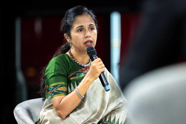 World Health Summit 2026 Weltgesundheitsgipfel. Deutschland, Berlin am 11. Oktober 2026: Dr. Poonam Dhavan, Direktorin der Abteilung Gesundheit und Migration der Internationalen Organisation für Migration (IOM) bei der Paneldisskussion zum Thema: Gesundheit in Krisenzeiten: Wie Gesundheitssysteme trotz Sanktionen und migrationsbedingtem Druck infolge von Konflikten geschützt werden können (Health in Times of Crisis: Safeguarding Health Systems Amid Sanctions and Conflict-Induced Migration Pressure).