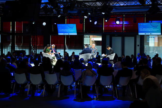 World Health Summit 2026 Weltgesundheitsgipfel. Deutschland, Berlin am 11. Oktober 2026: Eine Paneldisskussion zum Thema: Gesundheit in Krisenzeiten: Wie Gesundheitssysteme trotz Sanktionen und migrationsbedingtem Druck infolge von Konflikten geschützt werden können (Health in Times of Crisis: Safeguarding Health Systems Amid Sanctions and Conflict-Induced Migration Pressure).