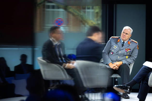 World Health Summit 2026 Weltgesundheitsgipfel. Deutschland, Berlin am 11. Oktober 2026: Generaloberstabsarzt Dr. med. Ralf Hoffmann Befehlshaber des Zentralen Sanitätsdienstes der Bundeswehr und stellvertretender Befehlshaber Unterstützungskommando der Bundeswehr bei der Paneldisskussion zum Thema: Gesundheit in Krisenzeiten: Wie Gesundheitssysteme trotz Sanktionen und migrationsbedingtem Druck infolge von Konflikten geschützt werden können (Health in Times of Crisis: Safeguarding Health Systems Amid Sanctions and Conflict-Induced Migration Pressure).