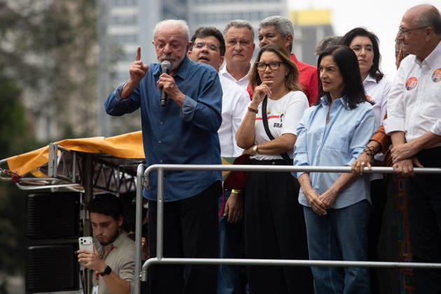 SaO PAULO, SP - 11.10.2026: ATO EM APOIO A LULA SP - Students, social movements and supporters of President Luiz Inacio Lula da Silva are holding an event throughout this Sunday (11) in anticipation of the second round of elections. With a gathering in front of MASP, the event continues to Praca Roosevelt, in the central area of Sao Paulo, SP. x3028919x  RodileixMorais