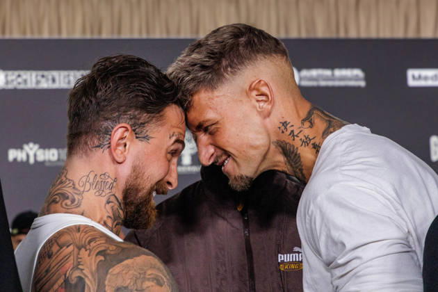 11.10.2026. Essen. (l-r) Luigi (Gigi) Birofio und Laurenz Pesch bei der Pressekonferenz zum Fame Fighting 4 Promiboxen. Essen Atlantic Hotel Nordrhein-Westfalen Deutschland