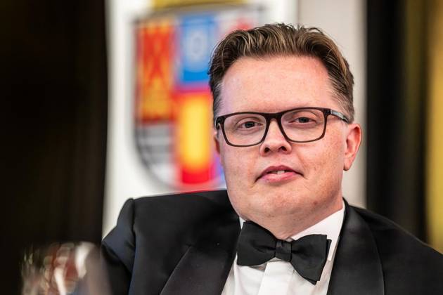 Verleihung der Ehrenbürgerschaft in Mülheim an der Ruhr an Helge Schneider ** NUR FÜR REDAKTIONELLE ZWECKE ** EDITORIAL USE ONLY **<p>Der Musiker Angelo Kelly war am Sonntag, 11.10.2026, Gast bei der Verleihung der Ehrenbürgerschaft an Helge Schneider in der Stadthalle Mülheim an der Ruhr. Deutschland NRW Mülheim an der Ruhr Copyright: MartinxMöller