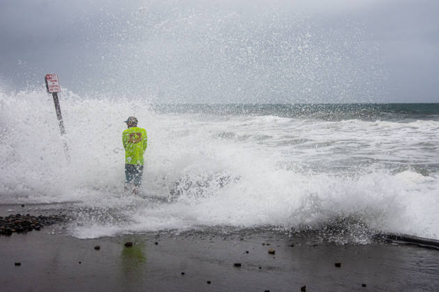 October 11, 2026, Oceanside, California, USA: An Oceanside man braves historic El NioÂ±o tidal swells on October 10, 2026. These Kelvin Waves have brought major damages to the Southern California coastline. Oceanside USA - ZUMAg219 20261011_znp_g219_003 Copyright: xJakexLeexGreenx