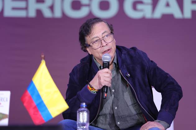 October 11, 2026: TO-45422 & x2013; Mexico City, September 29, 2026. Former Colombian President Gustavo Petro participates in the 26th Zocalo International Book Fair at the presentation of the book Nuestra Am& xe9;rica en vilo. Clasos.com.mx. - ZUMAcs4_ 20261011_faa_cs4_184 Copyright: xMikaxRoblesx