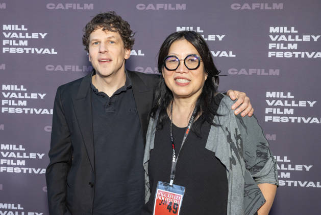 Entertainment Bilder des Tages #2 49th Mill Valley Film Festival - Closing Night Premiere Of The Debut Writer, Director, and Composer Jesse Eisenberg closes out the 49th Mill Valley Film Festival with his movie The Debut,? at the Outdoor Art Club on October 11, 2026 in Mill Valley, California. California USA Copyright: xPicturexHappyxPhotos imageSPACEx