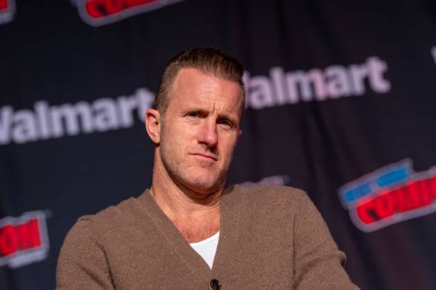 October 11, 2026, New York, New York, United States: Scott Caan speaks at a panel discussion for CBS new series NCIS: NEW YORK.during New York Comic Con 2026 at The Jacob K. Javits Convention Center on October 11, 2026 in New York City. New York United States - ZUMAs197 20261011_aaa_s197_489 Copyright: xRonxAdarx