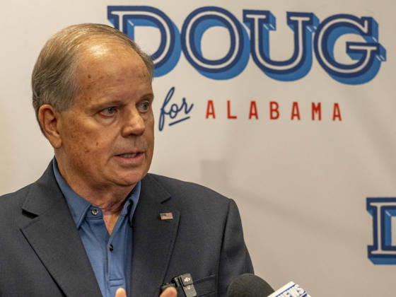 October 11, 2026, Huntsville, Alabama, USA: Alabama Democrat gubernatorial candidate and former Senator DOUG JONES holds a press conference before a campaign rally. Huntsville USA - ZUMAd155 20261011_znp_d155_004 Copyright: xSuexDorfmanx