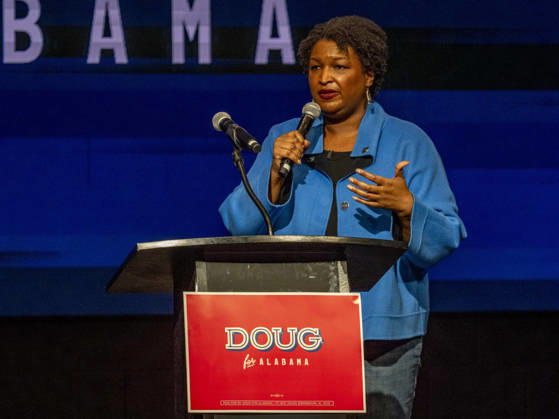October 11, 2026, Huntsville, Alabama, USA: Political activist and former Georgia House of Representatives minority leader STACEY ABRAMS addresses a rally in support of Doug Jones candidacy for governor of Alabama. Huntsville USA  - ZUMAd155 20261011_znp_d155_028 Copyright: xSuexDorfmanx