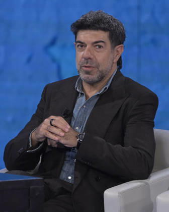 foto Mario Romano IPP Milano 11 10 2026 Trasmissione televisiva: -Che Tempo Che Fa- nella foto l attore Pierfrancesco Favino Italy Photo Press - World Copyright Che Tempo Che Fa