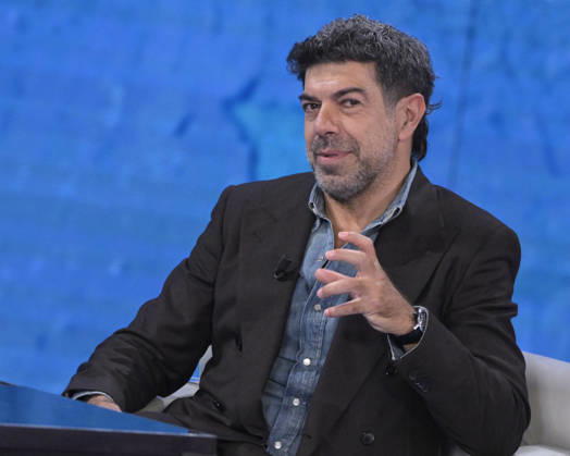 foto Mario Romano IPP Milano 11 10 2026 Trasmissione televisiva: -Che Tempo Che Fa- nella foto l attore Pierfrancesco Favino Italy Photo Press - World Copyright Che Tempo Che Fa