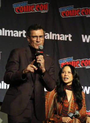 NEW YORK, NY- OCTOBER 11: Nathan Fillion and Melissa O Neil pictured at The Rookie panel during New York Comic Con 2026 at Javits Center on October 11, 2026 in New York City. Copyright: xRWx