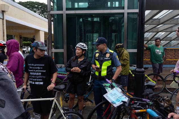 Cyclists Protest US-Led Pax Silica Initiative MANILA, PHILIPPINES - OCTOBER 12, 2026: A bike ride was led by local cyclists, along with environmental advocates, in condemnation of the US-led Pax Silica Initiative that participants say will destroy the livelihoods of local farming communities, displace local indigenous communities, and consume tremendous amounts of water that would have otherwise be utilized by local Filipinos. The route started in the Quezon City Hall and ended in the Bonifacio Shrine where the closing program was held with each sector that participated in the bike ride expressing their message of solidarity to the cause. Multiple stops where held in front of the office of the Department of Environment and Natural Resources Copyright: x xCharlesxEdmonxS.xPerezx xJNAxPressx