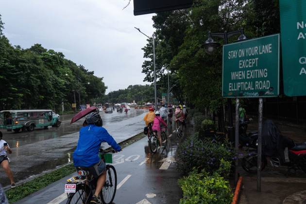 Cyclists Protest US-Led Pax Silica Initiative MANILA, PHILIPPINES - OCTOBER 12, 2026: A bike ride was led by local cyclists, along with environmental advocates, in condemnation of the US-led Pax Silica Initiative that participants say will destroy the livelihoods of local farming communities, displace local indigenous communities, and consume tremendous amounts of water that would have otherwise be utilized by local Filipinos. The route started in the Quezon City Hall and ended in the Bonifacio Shrine where the closing program was held with each sector that participated in the bike ride expressing their message of solidarity to the cause. Multiple stops where held in front of the office of the Department of Environment and Natural Resources Copyright: x xCharlesxEdmonxS.xPerezx xJNAxPressx