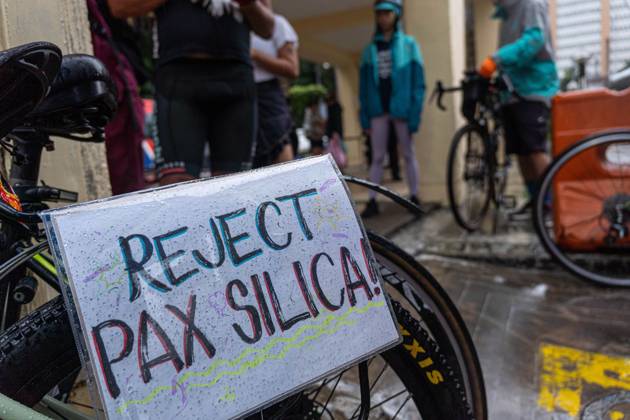 Cyclists Protest US-Led Pax Silica Initiative MANILA, PHILIPPINES - OCTOBER 12, 2026: A bike ride was led by local cyclists, along with environmental advocates, in condemnation of the US-led Pax Silica Initiative that participants say will destroy the livelihoods of local farming communities, displace local indigenous communities, and consume tremendous amounts of water that would have otherwise be utilized by local Filipinos. The route started in the Quezon City Hall and ended in the Bonifacio Shrine where the closing program was held with each sector that participated in the bike ride expressing their message of solidarity to the cause. Multiple stops where held in front of the office of the Department of Environment and Natural Resources Copyright: x xCharlesxEdmonxS.xPerezx xJNAxPressx