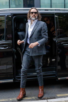 October 12, 2026, London, England, United Kingdom: Actor and comedian Russell BRAND arrives at Southwark Crown Court in London, United Kingdom, on October 12, 2026, as his trial begins on charges of rape, sexual assault and indecent assault. BRAND denies all the charges and has pleaded not guilty. London United Kingdom - ZUMAk172 20261012_zip_k172_003 Copyright: xThomasxKrychx