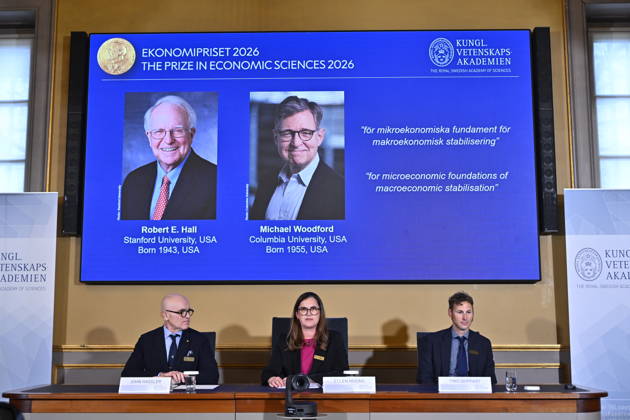 Robert E. Hall and Michael Woodford are announced as the laureates of the Sveriges Riksbank Prize in Economic Sciences in Memory of Alfred Nobel at the Royal Swedish Academy of Sciences in Stockholm, Sweden, on October 12, 2026 STOCKHOLM SWEDEN x10040x  Copyright: xAndersxWiklund TTx NOBEL PRIZE IN ECONOMICS 2026 YHeYY9u5JIs