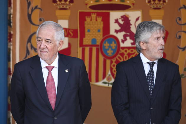 October 12 Parade for Hispanic Heritage Day The president of the Constitutional Court, Cándido Conde Pumpido (left), and the Minister of the Interior, Fernando Grande Marlaska (right), during the solemn ceremony honoring the national flag and the military parade for October 12, Hispanic Heritage Day, in the Plaza de Cánovas del Castillo, on October 12, 2026, in Madrid, Spain. The events begin with the raising of the flag and are followed by a tribute to those who gave their lives for the country. Subsequently, the military air and ground parades begin. Approximately 4,400 members of the Armed Forces, the security forces, and various civilian public institutions are participating this year in the parade presided over by the King and Queen. Copyright: xEduardoxParrax 7840642