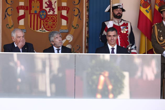 October 12 Parade for Hispanic Heritage Day I D The president of the Constitutional Court, Cándido Conde Pumpido; the Minister of the Interior, Fernando Grande Marlaska; and Prime Minister Pedro Sánchez, during the solemn ceremony honoring the national flag and the military parade for October 12, Hispanic Heritage Day, in the Plaza de Cánovas del Castillo, on October 12, 2026, in Madrid, Spain. The ceremonies begin with the raising of the flag and are followed by a tribute to those who gave their lives for the country. Subsequently, the military air and ground parades begin. Approximately 4,400 members of the Armed Forces, the security forces, and various civilian public institutions are participating this year in the parade presided over Copyright: xEduardoxParrax 7840654