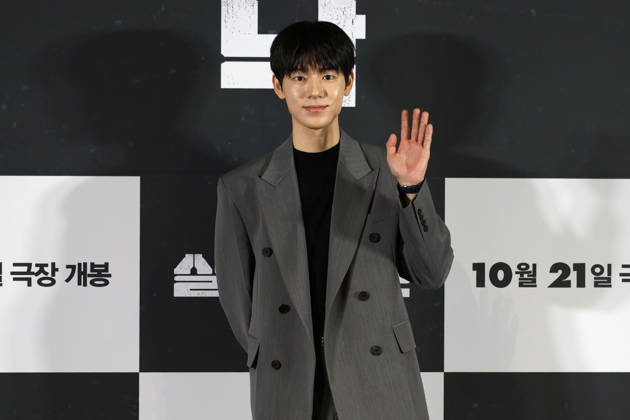 ˜Paradise Lost™ director, cast attend press conference in Seoul South Korean actor Bae Hyun-sung poses for photos during a media press conference for the movie Paradise Lost in Seoul, South Korea, on October 12, 2026. The psychological thriller film follows a mother who copes with loss through an AI version of her missing son, only to face confusion and tension when her real son mysteriously reappears after nine years. Seoul South Korea  Copyright: xMatrixxImagesx xJungxUi-Chelx