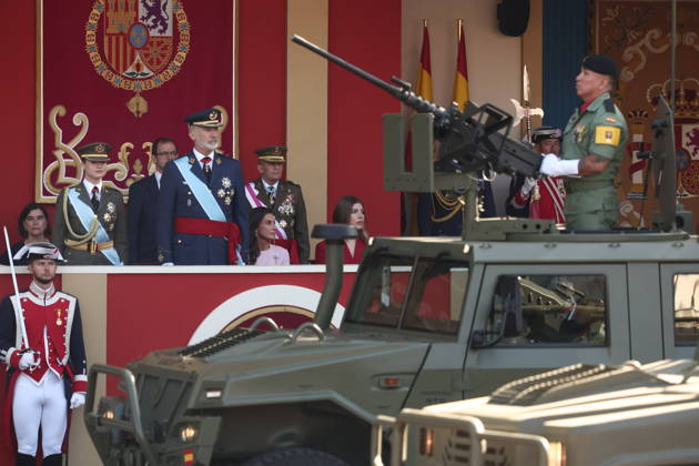 October 12 Parade for Hispanic Heritage Day King Felipe VI during the solemn ceremony honoring the national flag and the military parade for October 12, Hispanic Heritage Day, in the Plaza de Cánovas del Castillo, on October 12, 2026, in Madrid, Spain. The events begin with the raising of the flag and are followed by a tribute to those who gave their lives for the country. Subsequently, the military air and ground parades begin. Approximately 4,400 members of the Armed Forces, the security forces, and various civilian public institutions are participating this year in the parade presided over by the King and Queen. The aerial parade featured 50 fighter, training, and transport aircraft, as well as around 30 helicopters. On the ground, appr Copyright: xEduardoxParrax 7840679