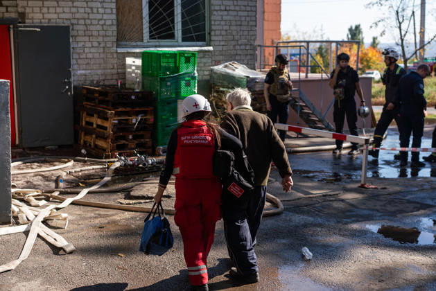 Russian drone attack hits residential building in Ukraine s Kharkiv, injuring 13 KHARKIV, UKRAINE - OCTOBER 12: Emergency responders work at the site of a drone attack that struck a residential building, injuring 13 people, in Kharkiv, Ukraine, on October 12, 2026. Firefighters, police officers and rescue teams arrive at the scene to assist residents following the attack. Carlo Bravo Anadolu Kharkiv Ukraine. Editorial use only. Please get in touch for any other usage.  Copyright: x2026xAnadoluxCarloxBravox