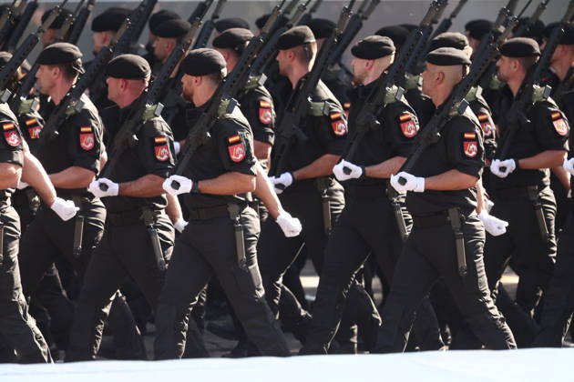 October 12 Parade for Hispanic Heritage Day Members of the State Security Forces during the solemn ceremony honoring the national flag and the military parade on October 12, Hispanic Heritage Day, in the Plaza de Cánovas del Castillo, on October 12, 2026, in Madrid, Spain. The events begin with the raising of the flag and are followed by a tribute to those who gave their lives for the country. Subsequently, the military air and ground parades begin. Approximately 4,400 members of the Armed Forces, the security forces, and various civilian public institutions are participating this year in the parade presided over by the King and Queen. The aerial parade featured 50 fighter, training, and transport aircraft, as well as around 30 helicopters Copyright: xEduardoxParrax 7840720