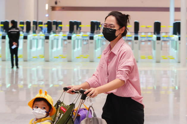 HONG KONG-DAILY HUANGGANG-PORT-OPENING Passengers arrive in Hong Kong through the redeveloped Huanggang Port on October 12, 2026, the first day of operations under the new collaborative inspection and joint clearance system. (Photo by Zulu Lo TMHK via Nexpher Images) Hong Kong