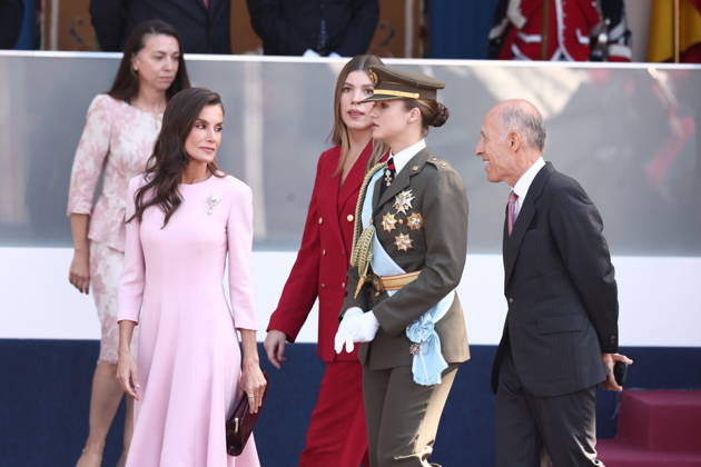 October 12 Parade for Hispanic Heritage Day: Queen Letizia, Princess Leonor, and Infanta Sofía during the solemn ceremony honoring the national flag and the military parade on October 12, Hispanic Heritage Day, at Plaza de Cánovas del Castillo, on October 12, 2026, in Madrid, Spain. The events begin with the raising of the flag and are followed by a tribute to those who gave their lives for the country. Subsequently, the military air and ground parades begin. Approximately 4,400 members of the Armed Forces, the security forces, and various civilian public institutions are participating this year in the parade presided over by the King and Queen. The aerial parade featured 50 fighter, training, and transport aircraft, as well as around 30 h Copyright: xEduardoxParrax 7840785