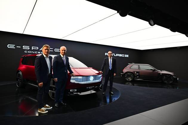 2026 PARIS MOTOR SHOW PHOTOPQR OUEST FRANCE Franck Dubray Paris, Oct. 12, 2026 Paris Motor Show, Porte de Versailles, Paris Renault E-Space Booth François Provost Photo by Franck Dubray Oct. 12, 2026 Paris Motor Show, Paris, France  Copyright: xPHOTOPQR OUESTxFRANCE MAXPPPxFranckxDubrayx 20261012OFR0391 20261012OFR0391