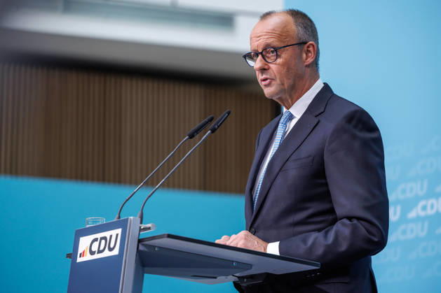 Pressekonferenz mit dem Vorsitzenden der CDU Deutschlands, Bundeskanzler Friedrich Merz und der Generalsekretärin der CDU Deutschlands Franziska Hoppermann Pressekonferenz mit dem Vorsitzenden der CDU Deutschlands, Bundeskanzler Friedrich Merz und der Generalsekretärin der CDU Deutschlands Franziska Hoppermann am 12.10.2026 in Berlin. Berlin Berlin Deutschland CDU-Bundesgeschäftsstelle (Konrad-Adenauer-Haus)